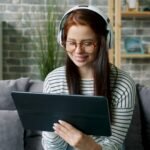 Las ventajas de aprender escuchando mientras trabajas o te desplazas